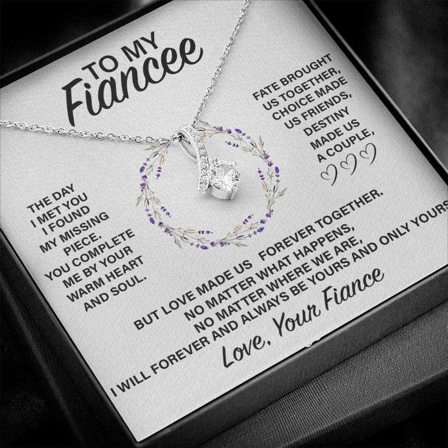 (FE004) Alluring Beauty Necklace // Gift For Fiancée
