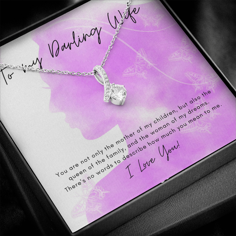 Modern Alluring Beauty Necklace for your Darling Wife