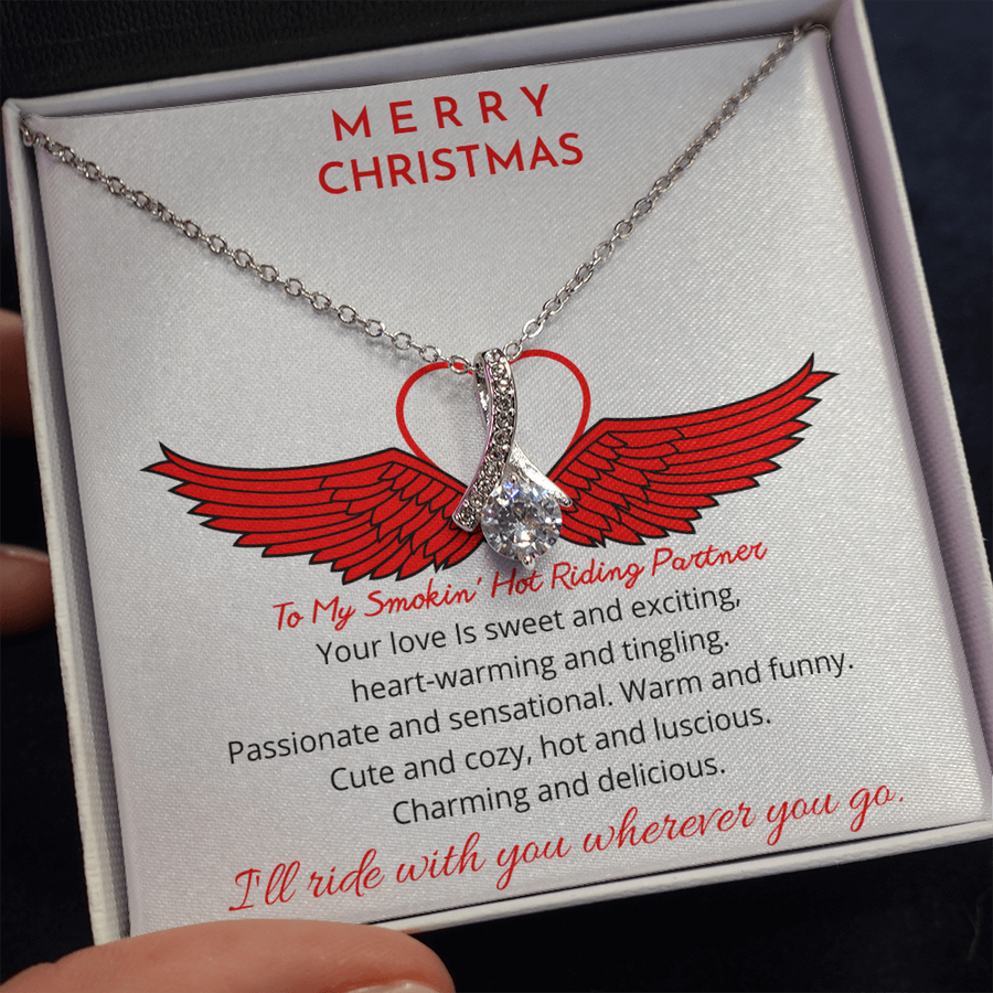 RIDING PARTNER NECKLACE.