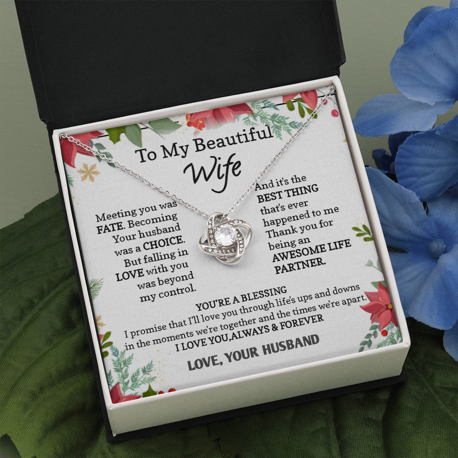Wife Love Knot Necklace (Premium)