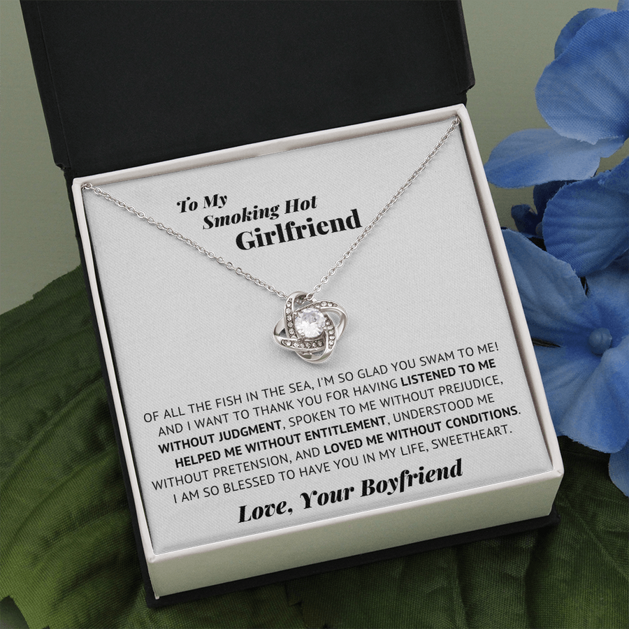 To My Girlfriend Winning Product Gift Necklace