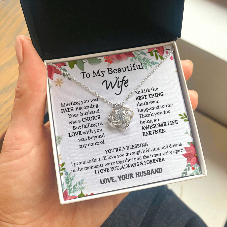 Wife Love Knot Necklace (Premium)
