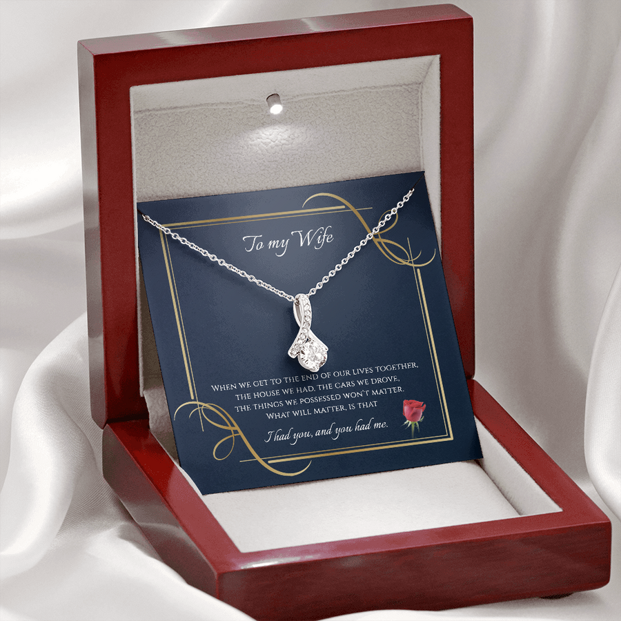 To My Wife Alluring Beauty Necklace