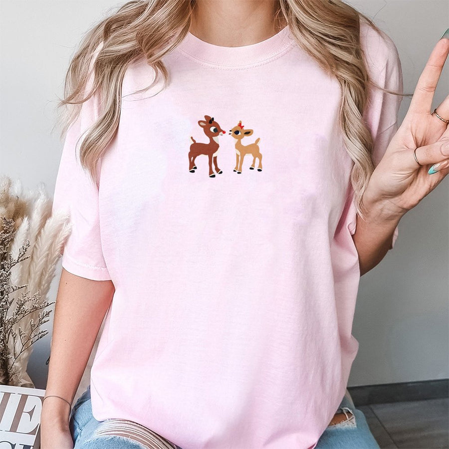 Cute Reindeer Christmas T-Shirt | Minimalist Holiday Deer Graphic | 100% Premium Cotton Tee | Festive Matching Apparel Gift for Women & Men