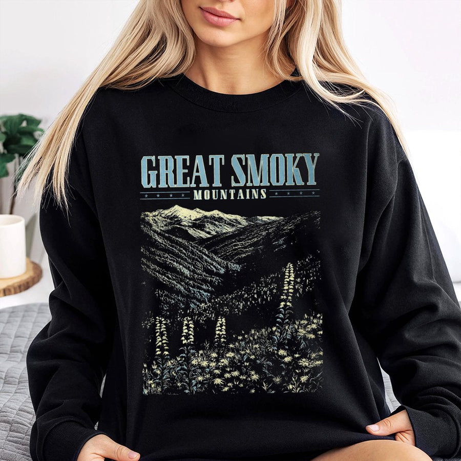 Great Smoky Mountains Sweatshirt | Vintage National Park Nature Graphic | Soft Cotton Blend | Unisex Appalachian Mountains Hiking Gift
