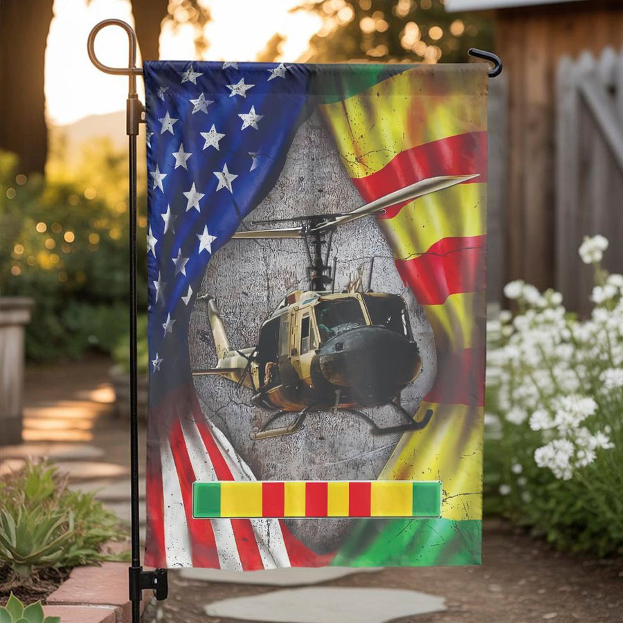 Vietnam Veteran Garden Flag | Huey Helicopter US Military Tribute | Weather-Resistant Premium Polyester | Patriotic Memorial Day Gift For Veterans
