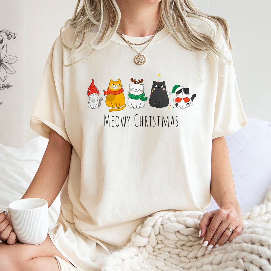 Meowy Christmas T-Shirt | Cute Festive Cat Graphic Design | Premium 100% Cotton Tee | Funny Holiday Gift for Cat Lovers