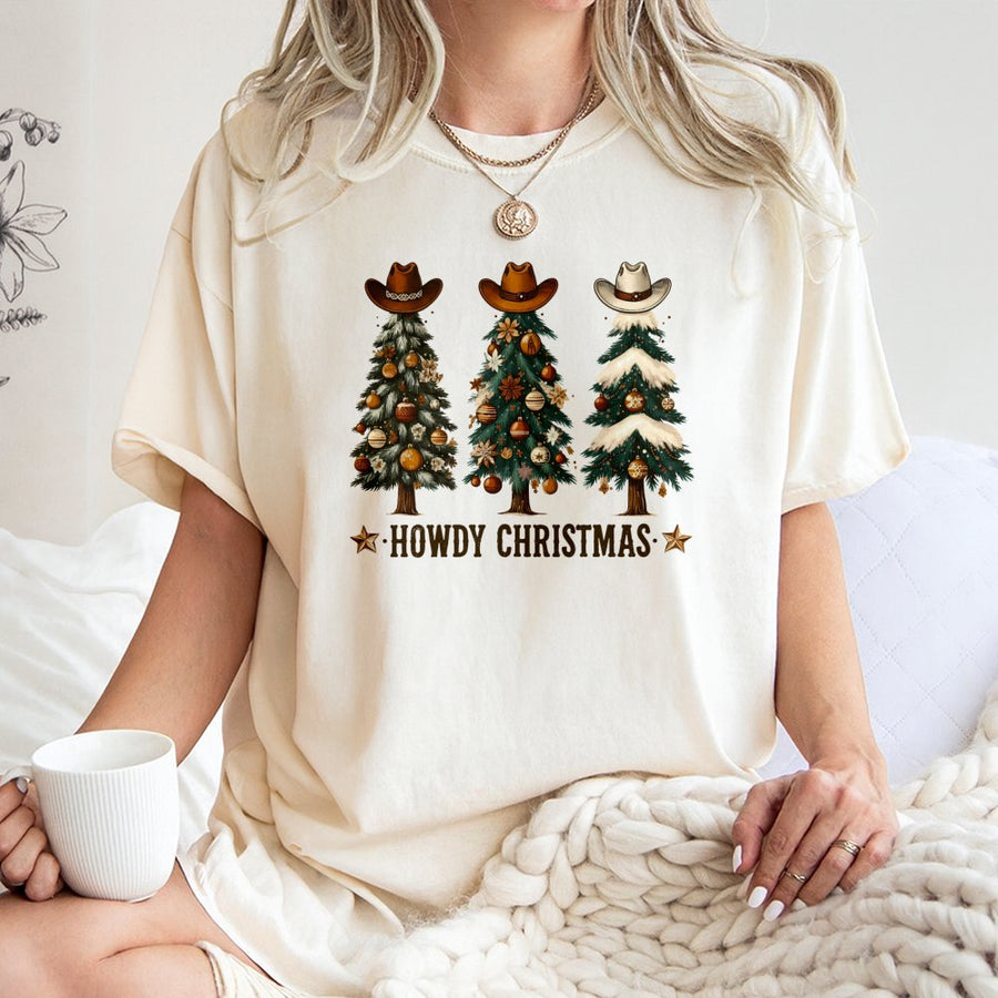 Howdy Christmas T-Shirt | Cowboy Hat Tree Graphic | 100% Soft Cotton Tee | Country Western Holiday Gift For Men And Women