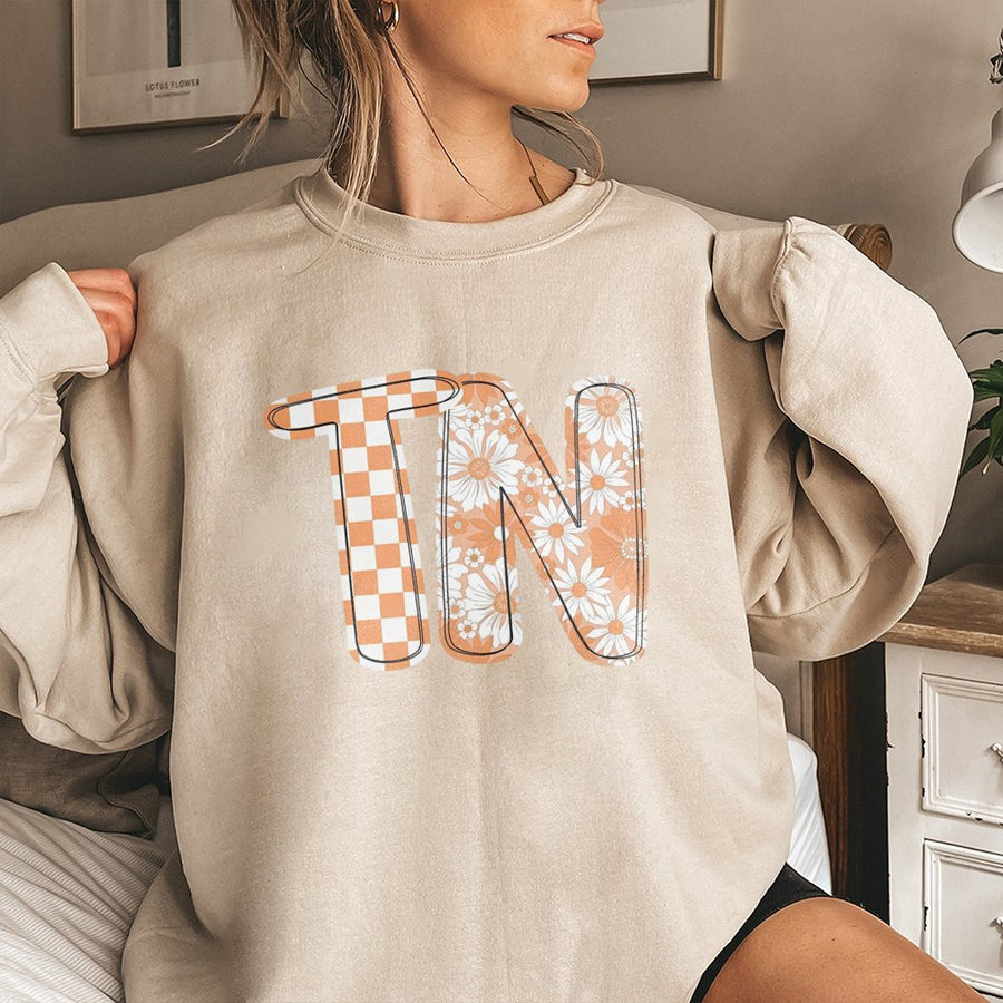 Tennessee Sweatshirt | Retro Checkerboard Floral TN Graphic | Premium Unisex Crewneck Pullover | Gift for Tennessee Residents and College Fans