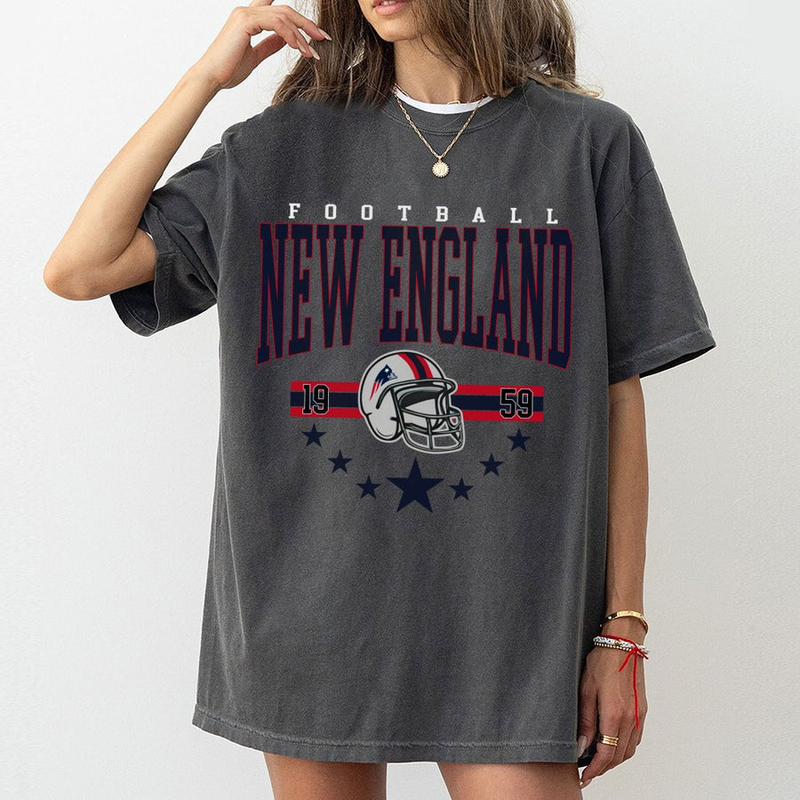 Football New England 19 59 With Patriots Throwback Helmet T-Shirt