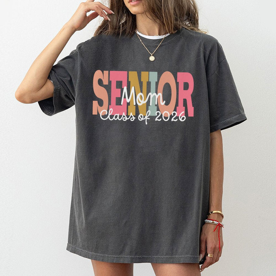 Senior Mom Class of 2026 T-Shirt | Retro Colorful Graphic Design | Soft 100% Cotton Premium Tee | Proud Graduation Gift for Mom