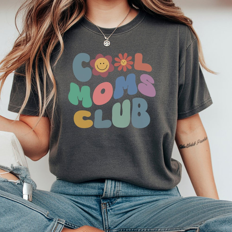 Cool Moms Club T-Shirt | Retro Smiley Face Floral Graphic Design | 100% Premium Soft Cotton | Trendy Mother's Day 2026 Gift for Stylish Mom