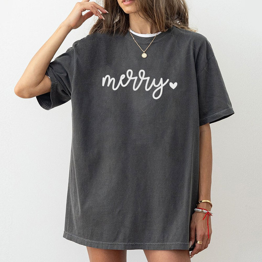 Merry Christmas T-Shirt | Minimalist Script Heart Graphic | Premium Soft Cotton | Festive Holiday Apparel Gift for Women and Men