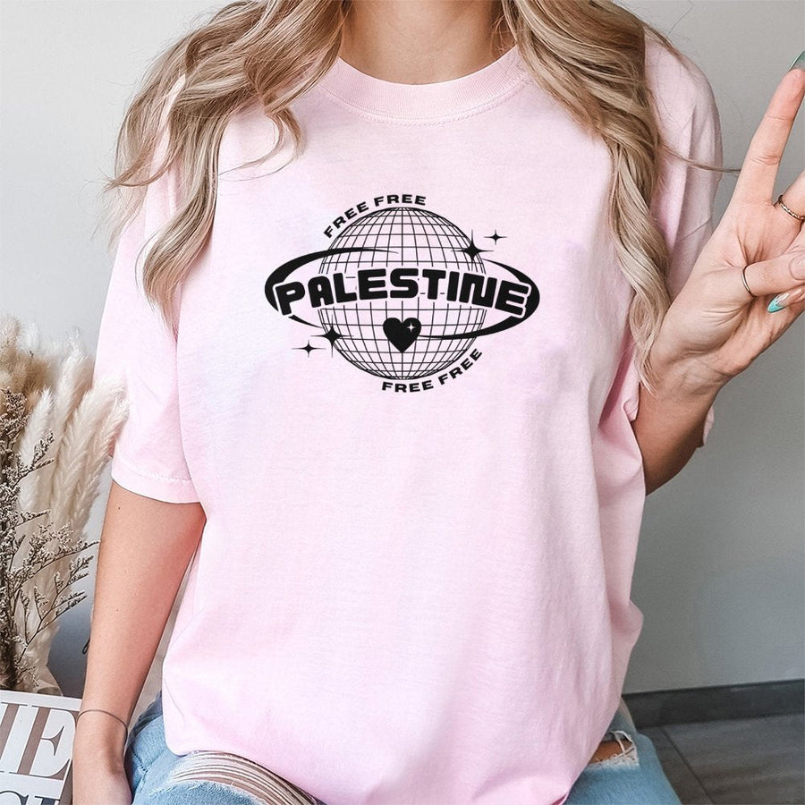 Free Palestine T-Shirt | Retro Globe Graphic Design | 100% Cotton Premium Tee | Activist Solidarity Gift For Men And Women