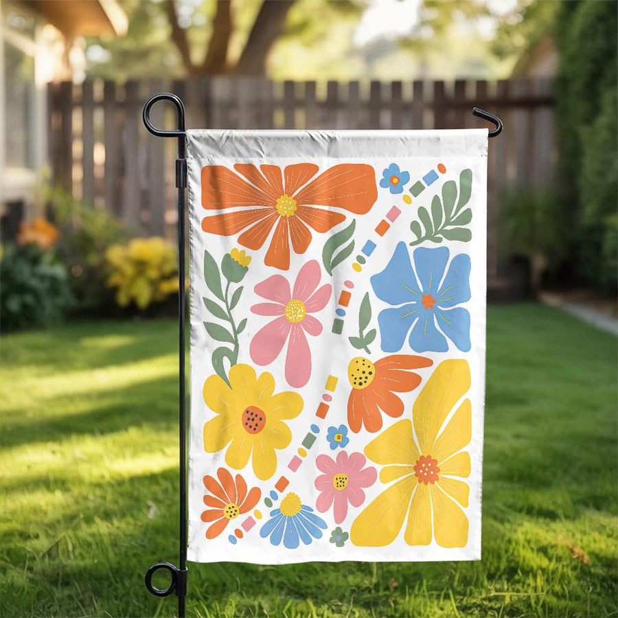 Floral Garden Flag | Vibrant Boho Flower Outdoor Decor | Weather-Resistant Premium Polyester | Housewarming Garden Gift for Home and Yard