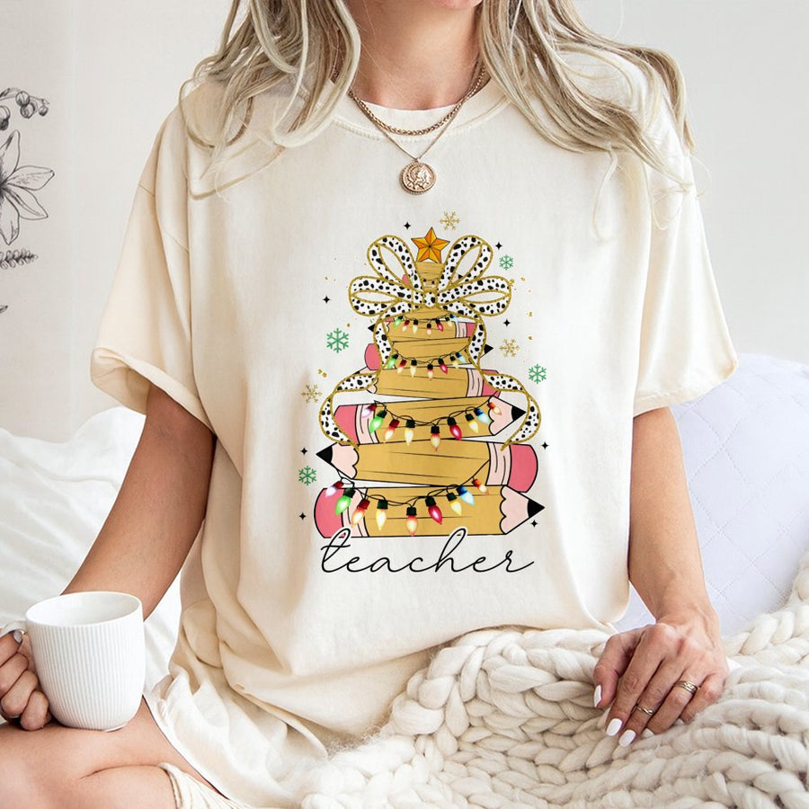 Teacher Christmas Shirt | Pencil Tree with Coquette Bow Graphic | Premium Soft Cotton Tee | Cute Festive Gift for Teachers and Educators