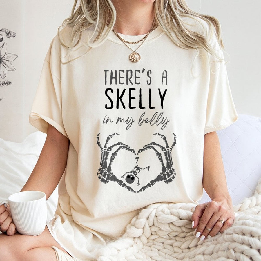 Skelly In My Belly Maternity T-Shirt | Funny Skeleton Baby Pregnancy Announcement | Soft Cotton Halloween Graphic Tee | Gift For Expecting Mom