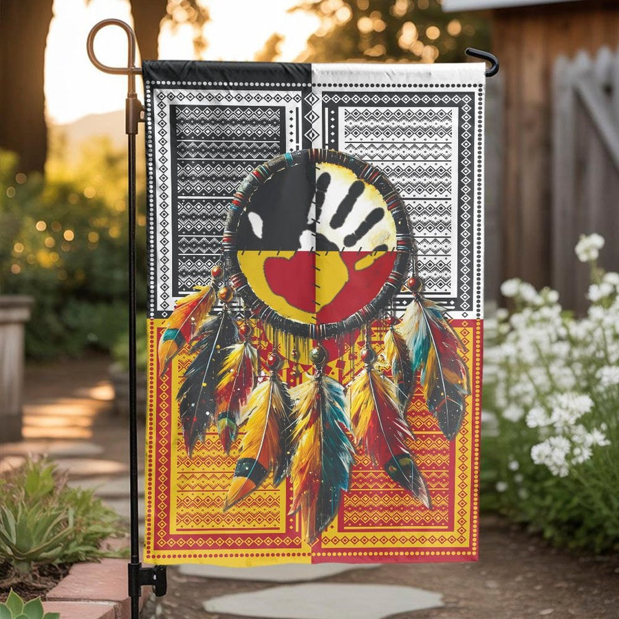 Native American Garden Flag | Medicine Wheel Dreamcatcher Print | Weather-Resistant Polyester | Outdoor Spiritual Decor Gift for Yard & Patio