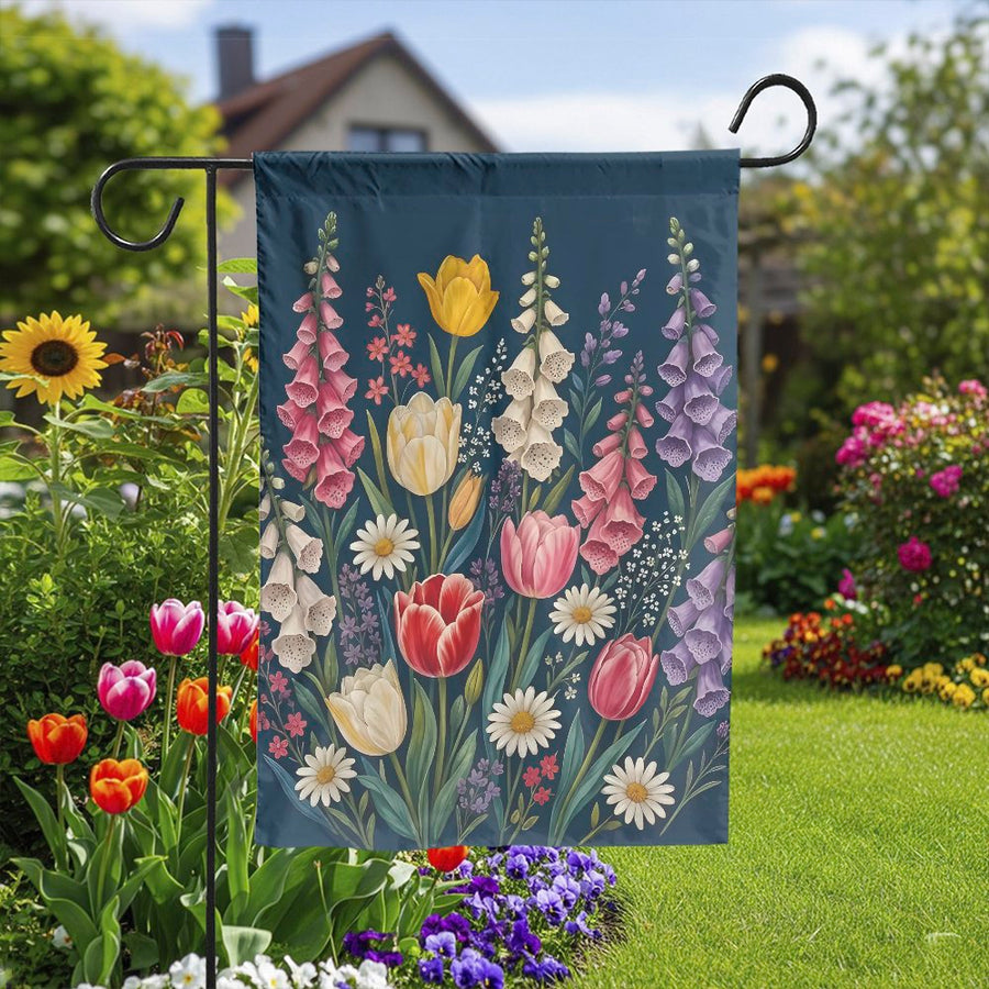 Vintage Wildflower Garden Flag | Double-Sided Botanical Illustration | Weather-Resistant Polyester | Seasonal Yard Decor Gift for Gardeners