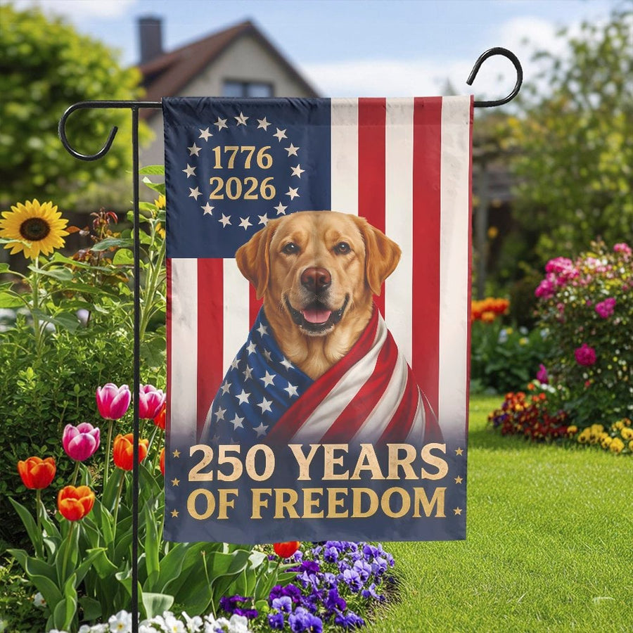 Patriotic Labrador Garden Flag | USA 250th Anniversary Dog Design | Double Sided Weatherproof Fabric | Commemorative Gift for Patriots & Dog Lovers