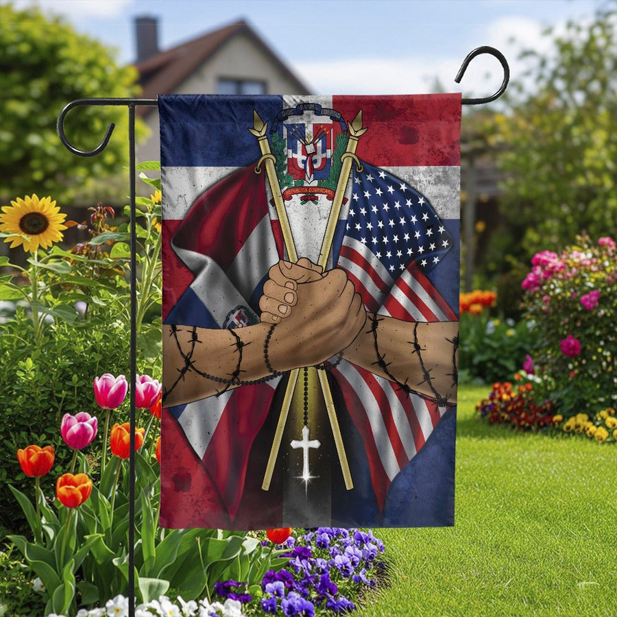 Dominican American Garden Flag | Dominican & USA Handshake Unity | Double Sided Weather-Resistant Polyester | Patriotic Yard Decor Gift