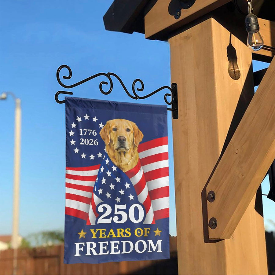 USA 250th Anniversary Garden Flag | Golden Retriever Patriotic Design | Weather-Resistant Polyester | Commemorative Yard Decor Gift for Dog Lovers