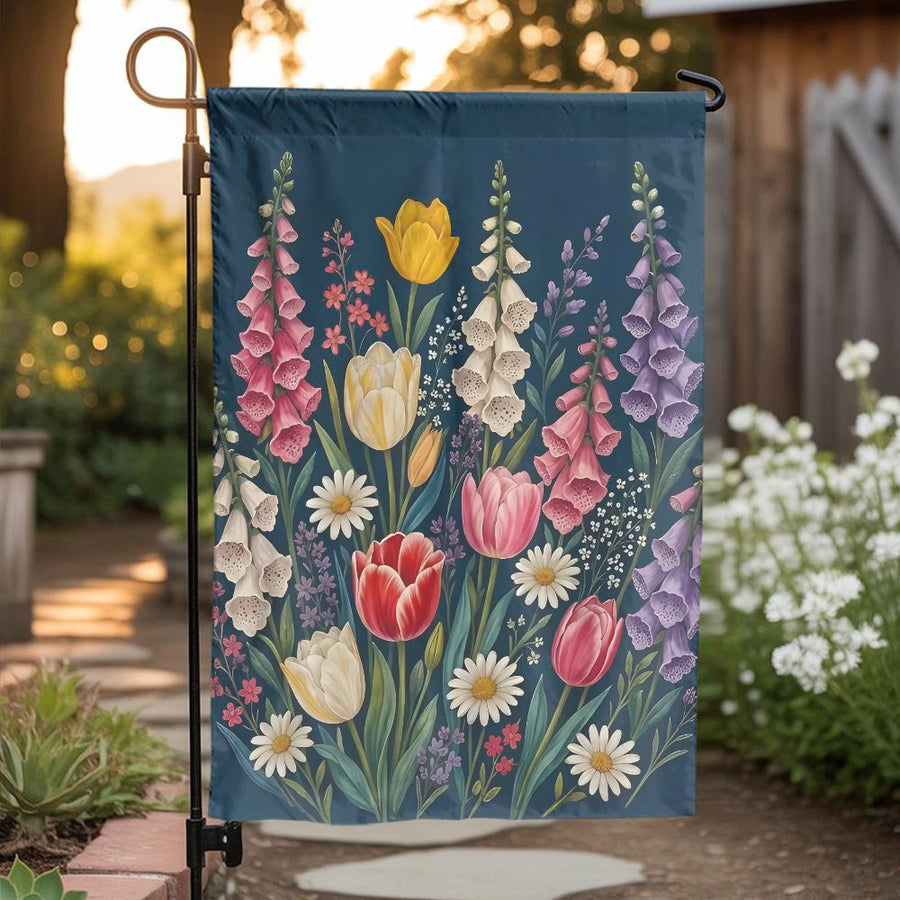 Vintage Floral Garden Flag | Botanical Wildflower Illustration Print | Double-Sided Polyester | Spring Welcome Yard Decor Gift for Gardeners