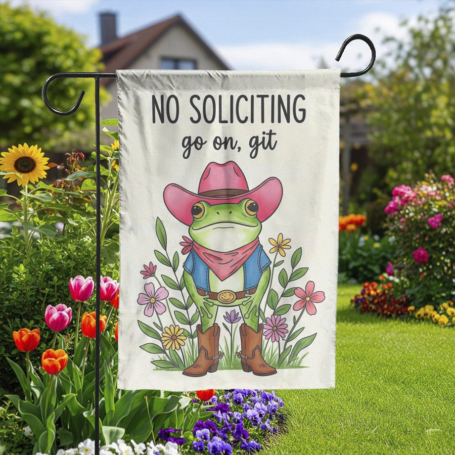 No Soliciting Garden Flag | Funny Cowboy Frog Outdoor Sign | Weather-Resistant Polyester | Farmhouse Porch Decor Gift