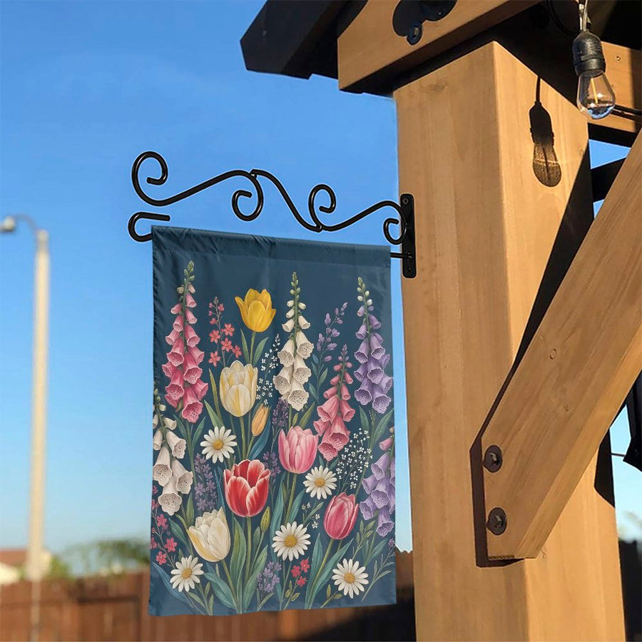 Vintage Wildflower Garden Flag | Double-Sided Botanical Illustration | Weather-Resistant Polyester | Seasonal Yard Decor Gift for Gardeners
