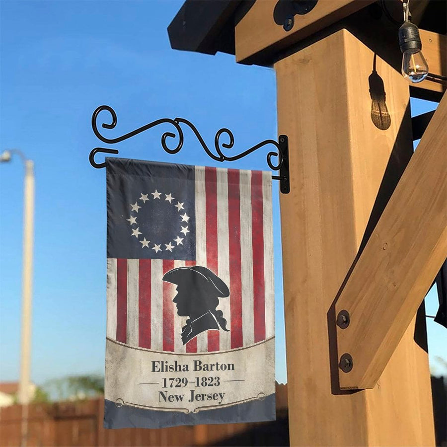 American Revolutionary War Garden Flag | Vintage Betsy Ross Design with Patriot Silhouette | Heavy Duty Double Sided Polyester | Gift for History Buffs