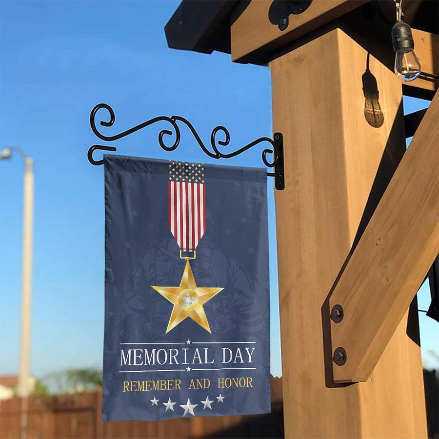 Memorial Day Garden Flag | Patriotic Soldier & Honor Medal Design | Weather-Resistant Polyester | Commemorative Yard Decor Gift for Veterans