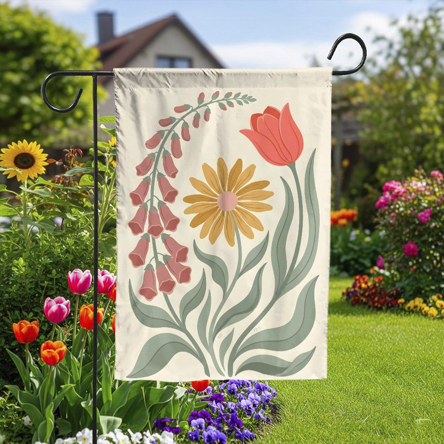 Floral Garden Flag | Vintage Botanical Wildflower Print | Double Sided Weatherproof Banner | Premium Outdoor Decor for Yard