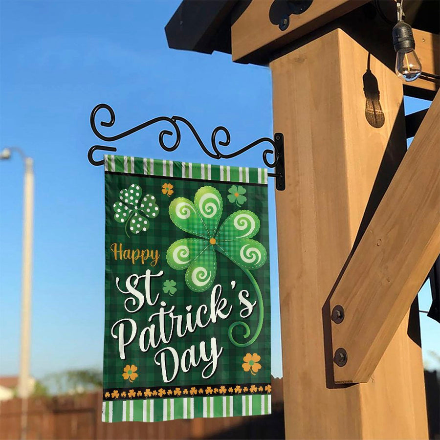 St Patrick's Day Garden Flag | Double Sided Shamrock Clover Print | Premium Weather-Resistant Fabric | Seasonal Outdoor Decor for Home and Yard