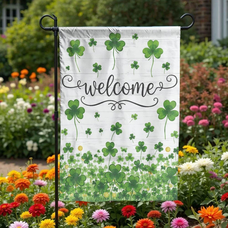 St Patrick's Day Garden Flag | Rustic Shamrock Welcome Sign | Double-Sided Polyester | Seasonal Irish Themed Yard Decor Gift