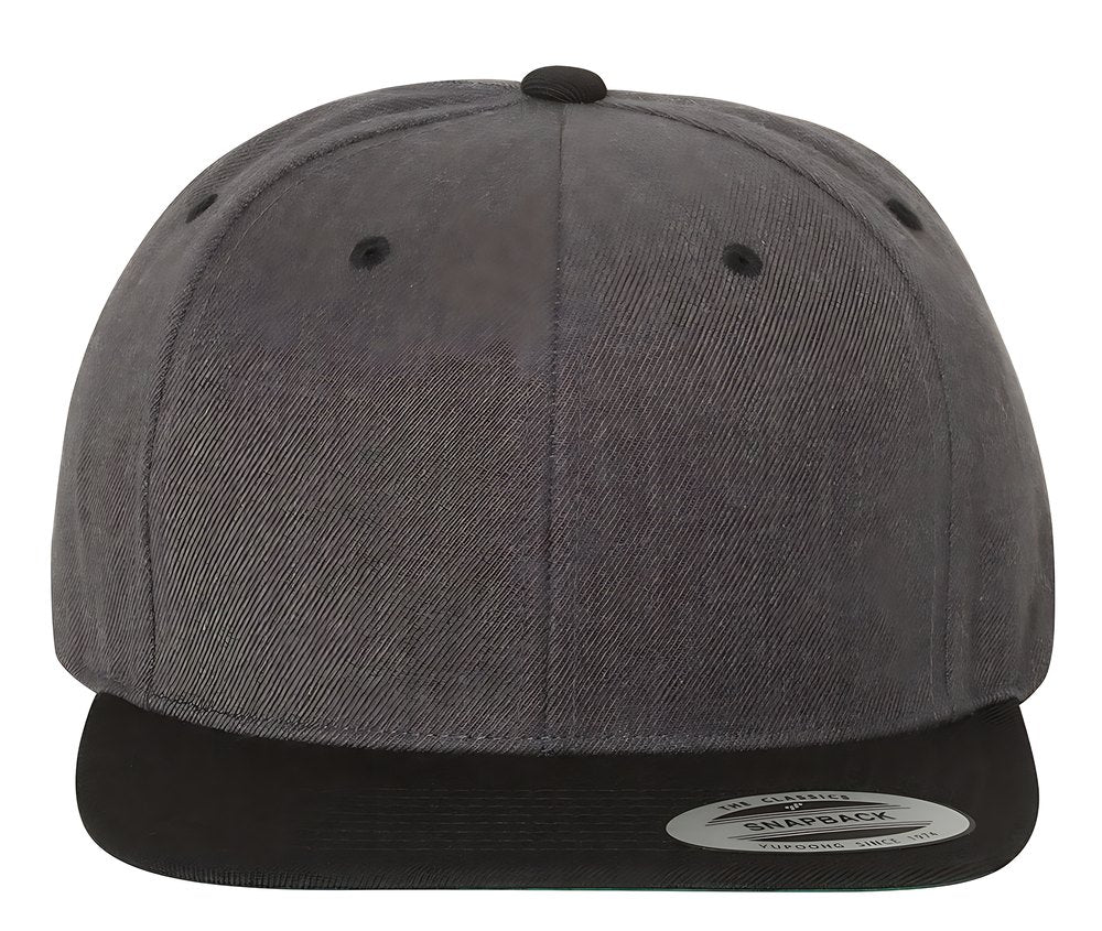 Flat brim snapback cap, dark heather black
