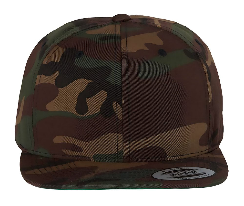 Flat brim snapback cap, green camo